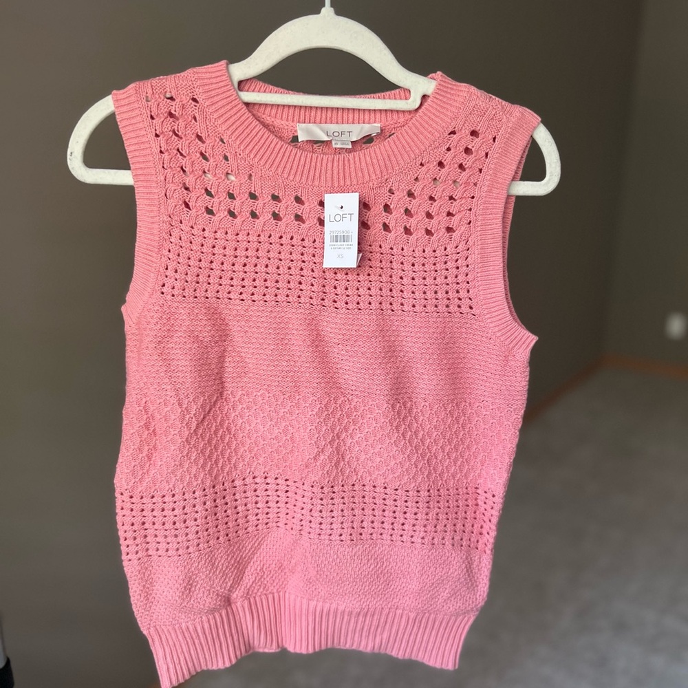 LOFT Rose Sleeveless Knit Top